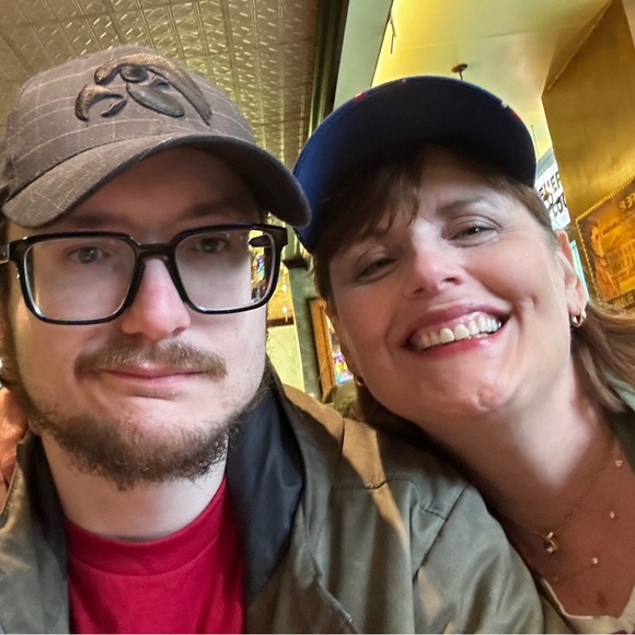 Meet your Posher, Teresa Marie - Picture 4 of 15